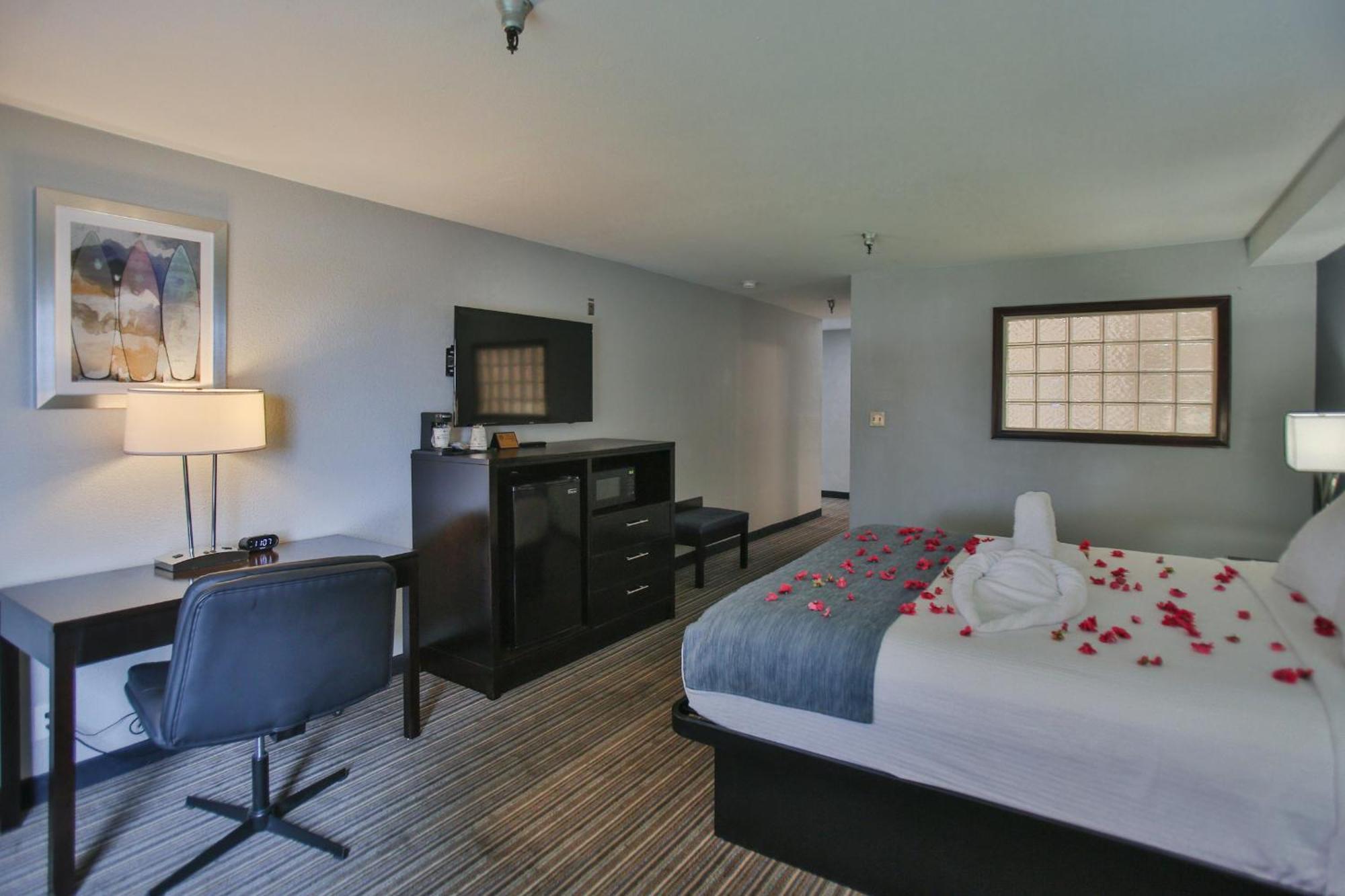 Best Western Surf City Huntington Beach Exterior photo
